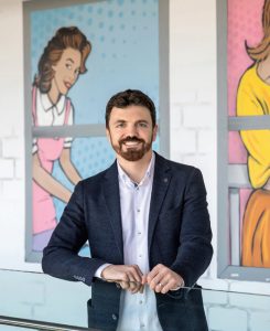 5 Milyar tüketicimizi duyuyoruz...
