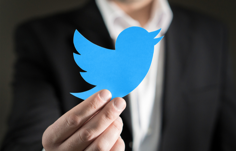 Twitter Türkiye'de devlet görevlilerini etiketledi Twitter Türkiye'de devlet görevlilerini etiketledi