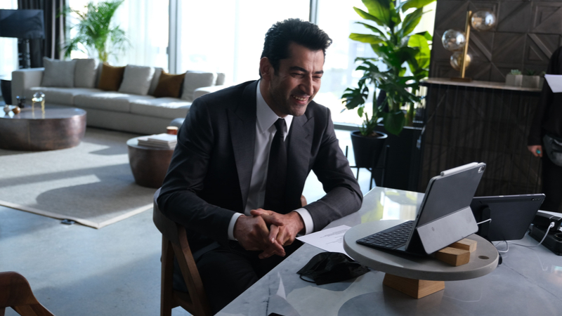 Kenan İmirzalıoğlu online kız istedi Kenan İmirzalıoğlu online kız istedi