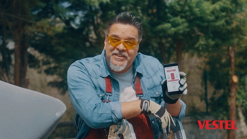 Beyazıt Öztürk, Vestel.com.tr'ye çağırıyor!