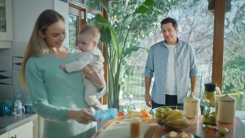 Mert Fırat hayata dokunuyor!