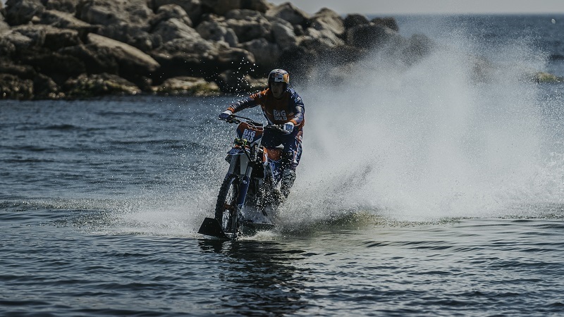 Hayatı büyük yaşayanlara!