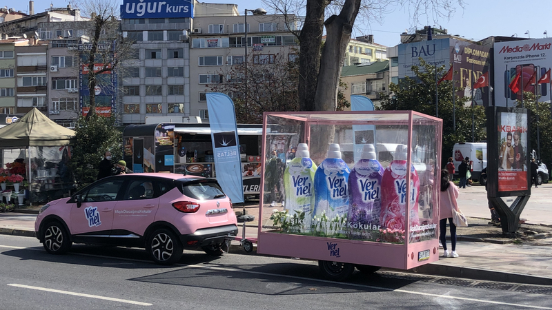 Vernel'le İstanbul sokaklarına bahar geldi