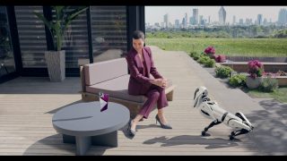 Ona kısaca “Q” diyebilirsiniz