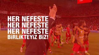 "Bizim sevgimiz koca bir Deniz"