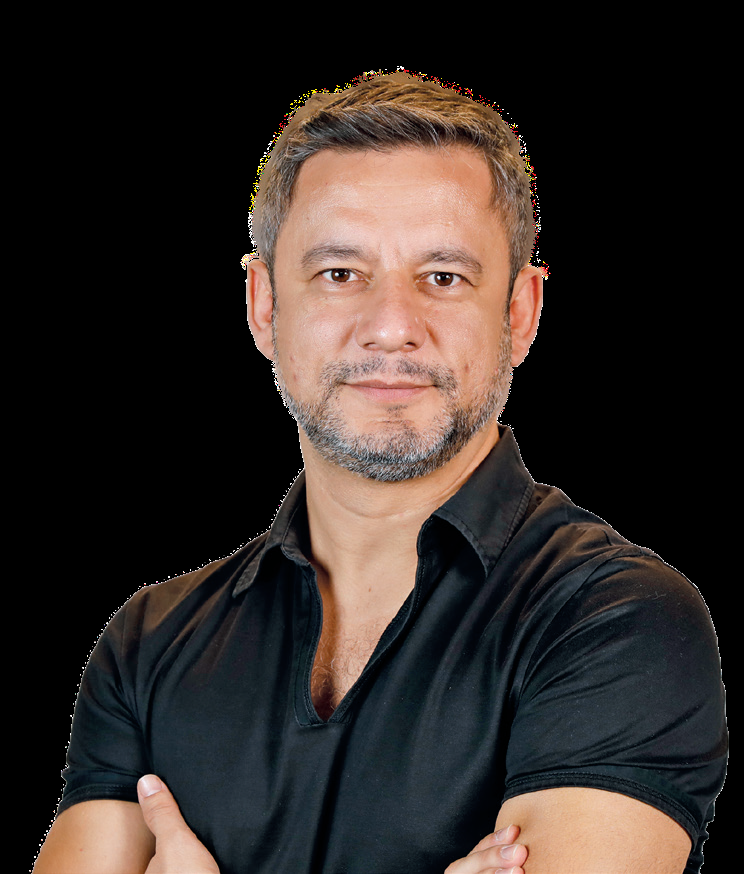 CMO Transition Academy ilk mezunlarını verdi