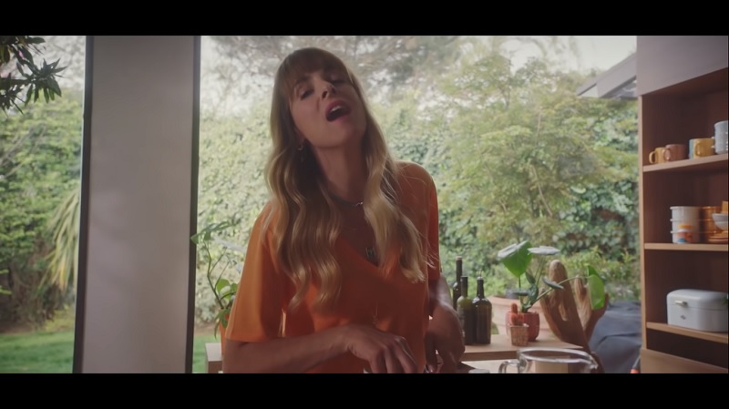 Redoxon'un yeni yüzü: Doğa Rutkay