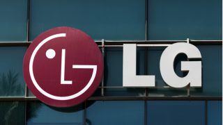 LG'den Samsung'u kızdıran karar!