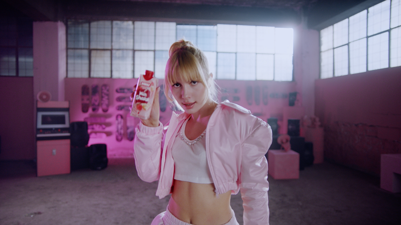 TikTok fenomenleri Aleyna Tilki için kapıştı TikTok fenomenleri Aleyna Tilki için kapıştı