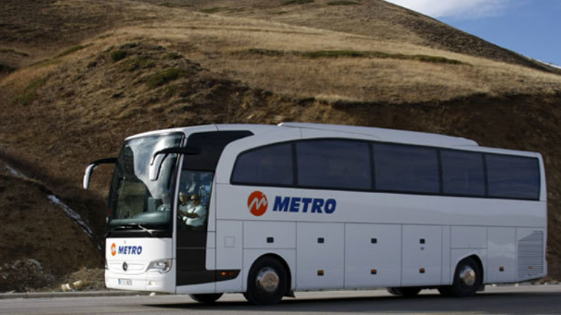 Bir Metro Turizm krizi daha: Kaçak mülteci mi taşıyor? Bir Metro Turizm krizi daha: Kaçak mülteci mi taşıyor?