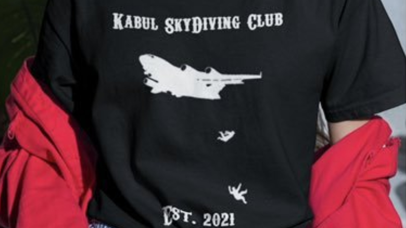 Dehşeti ticarete döktüler dehşet görüntüleri tişört oldu