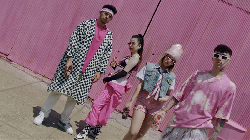 Tüketicilerin en fazla video çektiği marka akımı Tüketicilerin en fazla video çektiği marka akımı