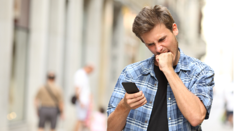 Telefon bağımlısı olabilir misiniz? - Son 24 saatin gündemi Telefon bağımlısı olabilir misiniz? - Son 24 saatin gündemi