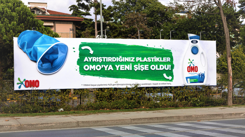 Omo'nun kirlenmek için iyi bir sebebi var! omo iyilik için kirlenmek