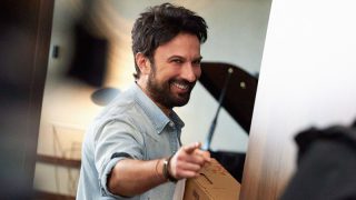 Tarkan'ın yeni şarkısı "Geççek" ilk kez YouTube'da yayınlanacak