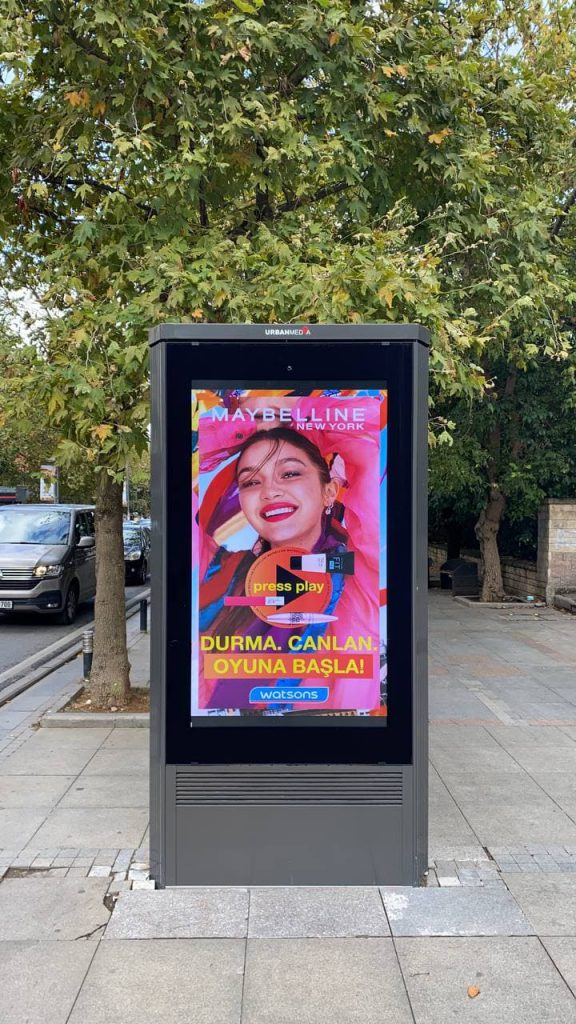 "Billboard"lar oyun platformlarına dönüştü