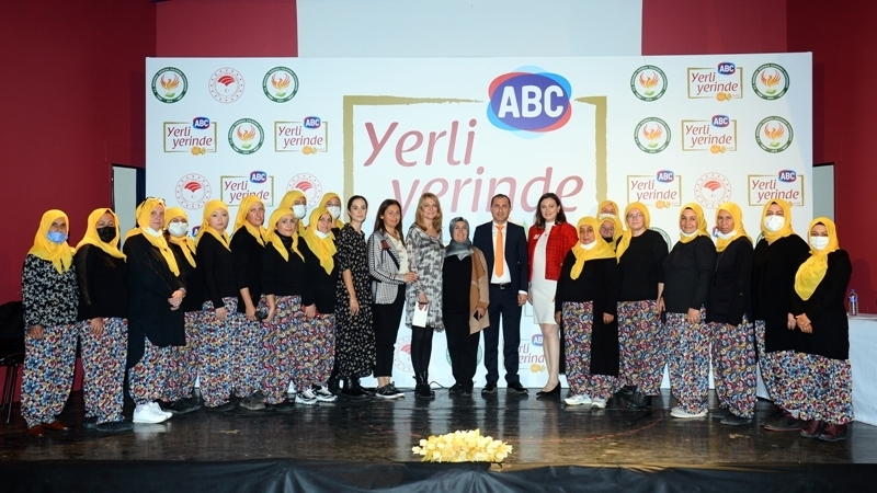 Aynısefa bitkisi kadın çiftçilere iş olanağı sağlıyor