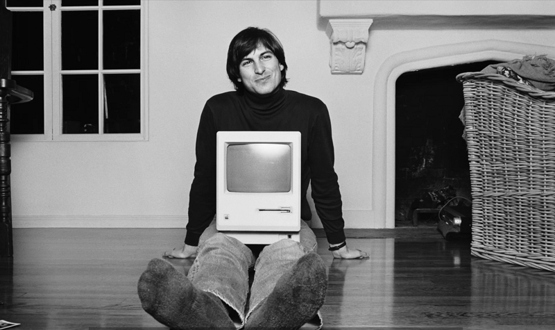 Apple, ölümünün 10. yıl dönümünde Steve Jobs'u yayınladığı kısa filmle andı! Apple, ölümünün 10. yıl dönümünde Steve Jobs'u yayınladığı kısa filmle andı!