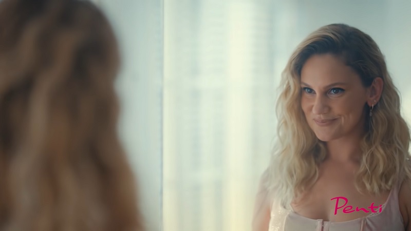 Penti'nin yeni yüzü Farah Zeynep Abdullah oldu! Penti'nin yeni yüzü Farah Zeynep Abdullah oldu!