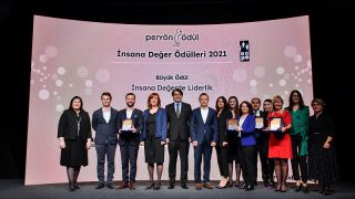 PERYÖN İnsana Değer Ödülleri sahiplerini buldu