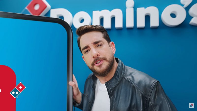 Her yaştan Enis Arıkan Domino's diyor!