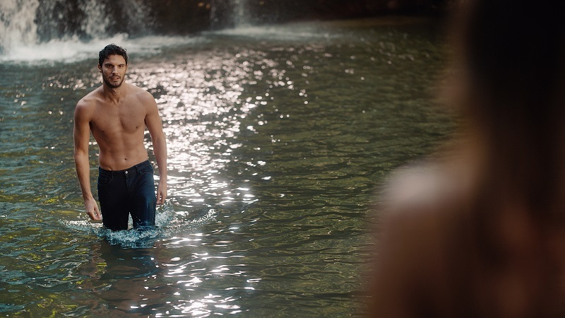 Biscolata erkeği gizemli bir kadınla görüldü