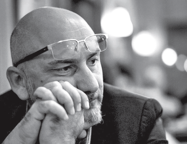 Markalar için gençlik aşısının formülü ne? Hakan Senbir: Markalar için gençlik aşısının formülü ne?