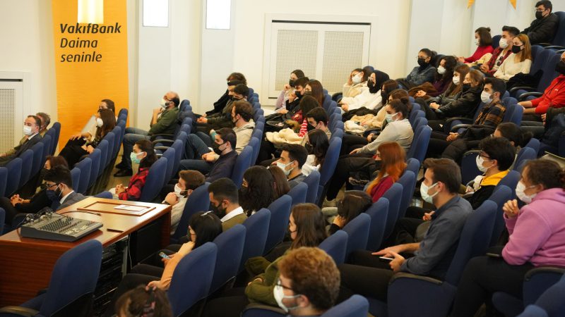 Youth Talks, Ankara Üniversitesi’nde Gençlerle Buluştu Youth Talks, Ankara Üniversitesi’nde Gençlerle Buluştu