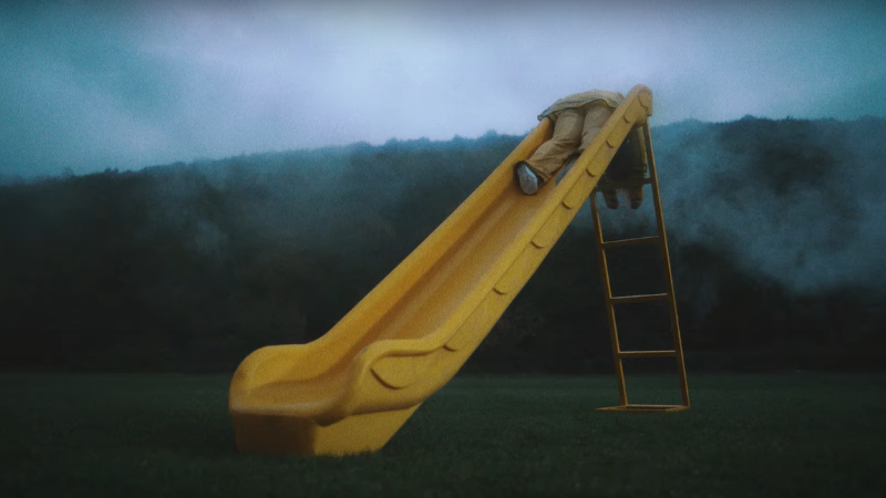 Hiç olmamış gibi aşık ol