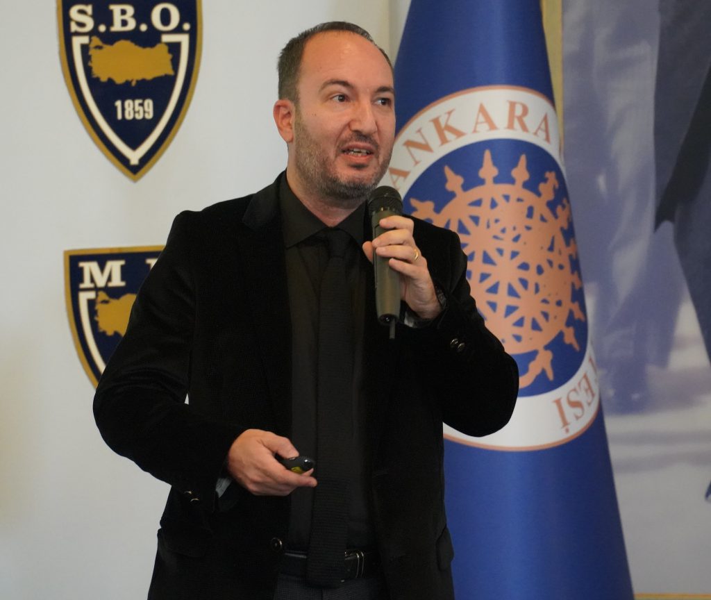 Youth Talks, Ankara Üniversitesi’nde Gençlerle Buluştu