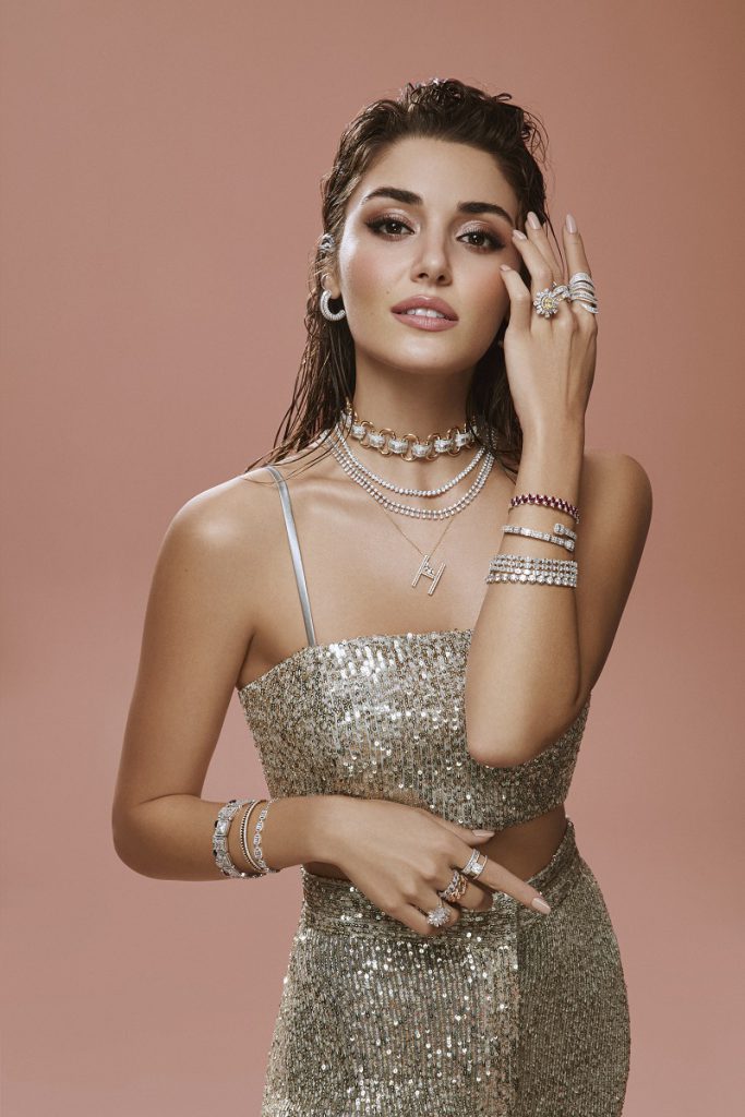 Hande Erçel yeni markasını seçti
