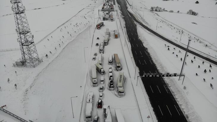 Instagram metaverse'e yeni avatarlarıyla adım atıyor | Son 24 saatin gündemi Instagram metaverse'e yeni avatarlarıyla adım atıyor | Son 24 saatin gündemi