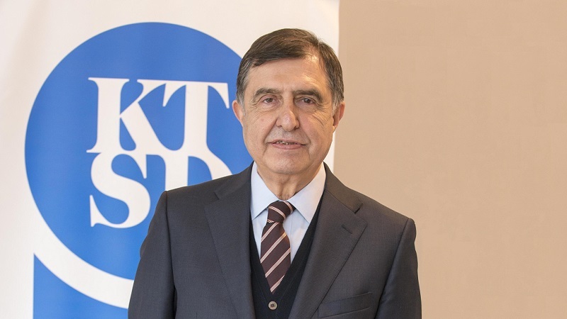 Kozmetik ve Temizlik Ürünleri Sanayiciler Derneği'nde Ahmet Pura yeniden Başkan seçildi