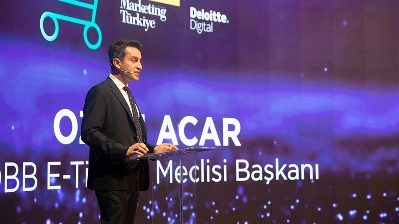 Ozan Acar: "Gençleri Türkiye'de tutmanın bir yolunu bulmalıyız"