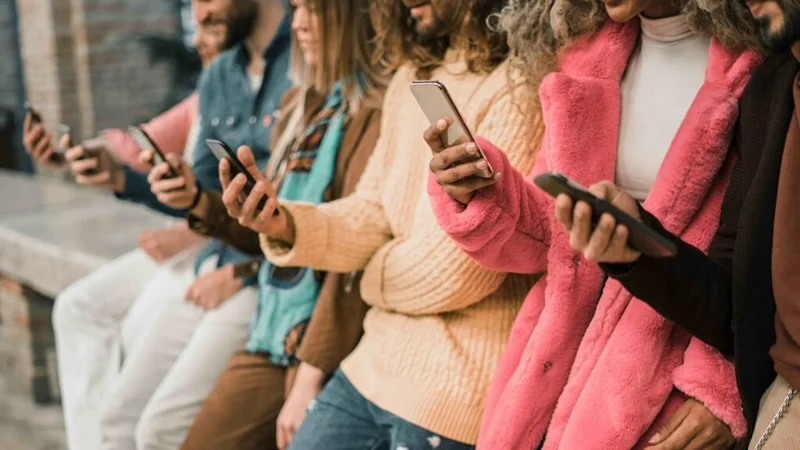 Daha bilinçli ve daha sorgulayıcı... İşte, yeni nesil tüketicilerin 7 ortak özelliği Daha bilinçli ve daha sorgulayıcı... İşte, yeni nesil tüketicilerin 7 ortak özelliği