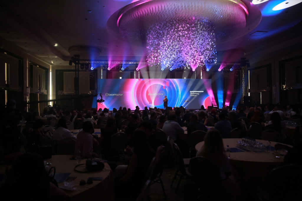 Brandverse Awards'ta yılın en iyileri ödüllerine kavuştu Brandverse Awards