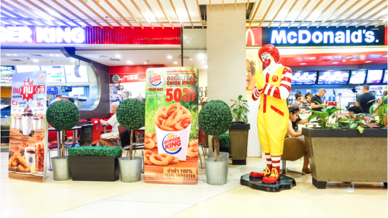 Giyim sektörünün devleri mahkemelik oldu: Adidas’tan Nike'a patent davası | Son 24 saatin gündemi burger king - mc donalds