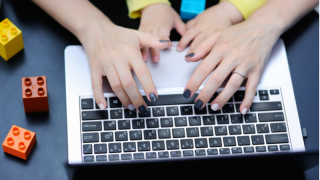 Türk toplumuna göre anne çalıştığında çocuk zarar görüyor