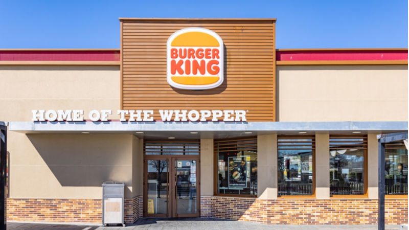 Burger King'in Whopper'a tekrar aşık olmanızı sağlayacak bir fikri var Burger King'in Whopper'a tekrar aşık olmanızı sağlayacak bir fikri var
