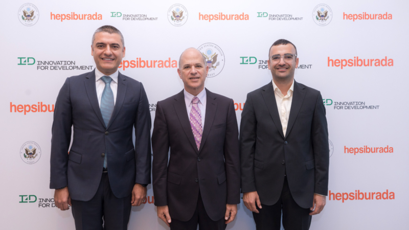 I4D ve Hepsiburada'dan kadınlara 12 milyon liralık fayda... I4D ve Hepsiburada'dan kadınlara 12 milyon liralık fayda...