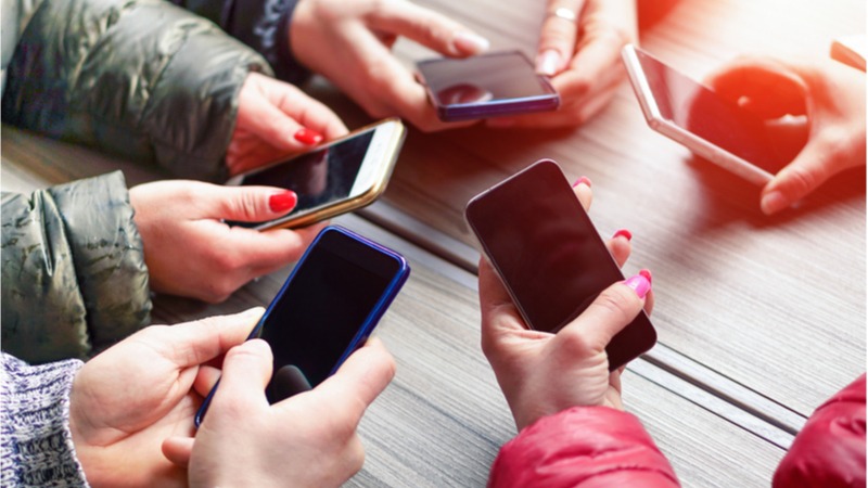 Dikkat blurlandınız! WhatsApp'ta sansür çağı başlıyor | Son 24 saatin gündemi Dikkat blurlandınız! WhatsApp'ta sansür çağı başlıyor | Son 24 saatin gündemi