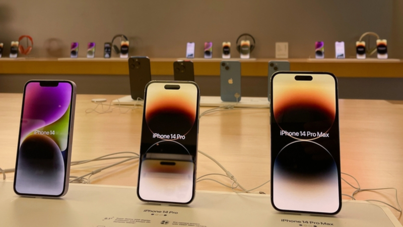 iPhone satışları rekor seviyeye ulaştı | Son 24 saatin gündemi iPhone satışları rekor seviyeye ulaştı | Son 24 saatin gündemi