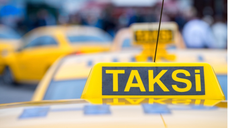 BİM'in CEO'su fahiş fiyat eleştirilerine parmak hesabıyla açıklık getirdi | Son 24 saatin gündemi BİM'in CEO'su fahiş fiyat eleştirilerine parmak hesabıyla açıklık getirdi | Son 24 saatin gündemi