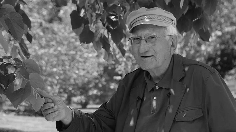 Tekfen ve TEMA'nın kurucusu Ali Nihat Gökyiğit hayatını kaybetti Tekfen ve TEMA'nın kurucusu Ali Nihat Gökyiğit hayatını kaybetti