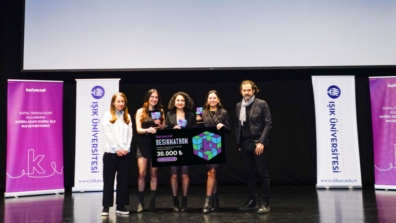 Genç tasarımcılar Designathon’da ilk kez dijital fuar alanı tasarladı Designathon