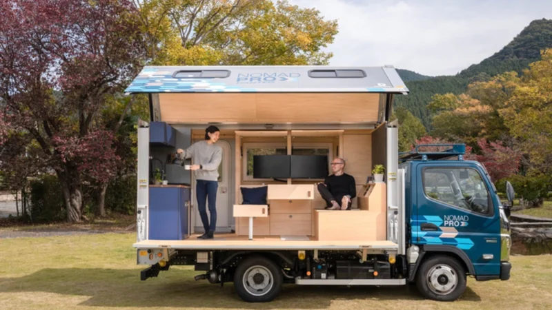 Mitsubishi'den dijital göçebelere özel karavan Mitsubishi-ofis karavan
