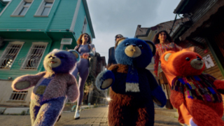 Yumoş ayıları partide