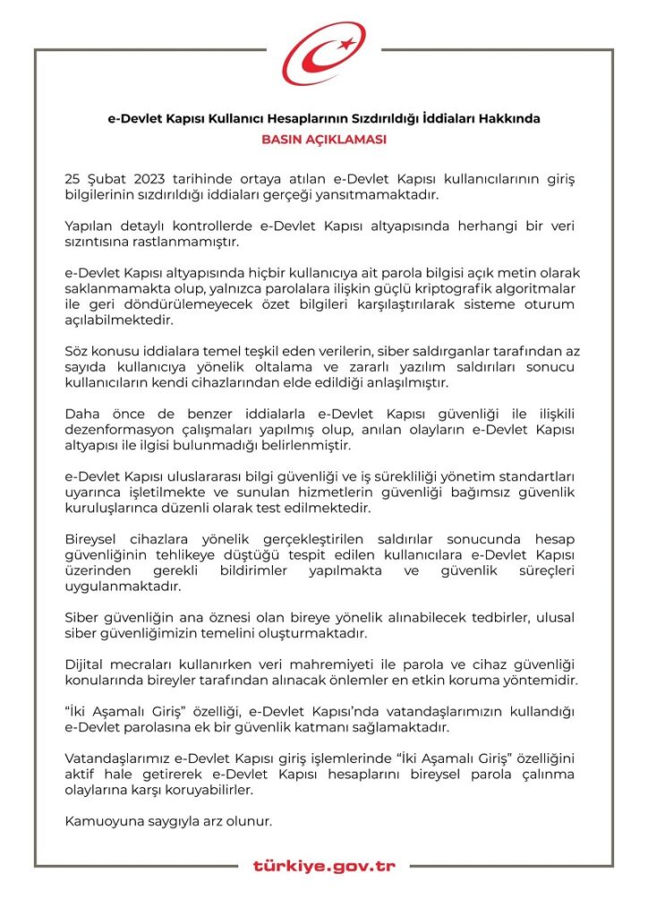Beşiktaş tribününden mesaj var: "Bu oyuncak sana arkadaşım" | Son 24 saatin gündemi Beşiktaş tribününden mesaj var: "Bu oyuncak sana arkadaşım" | Son 24 saatin gündemi