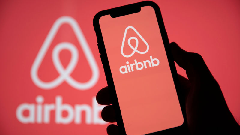Airbnb, depremzedelere ücretsiz geçici barınma sağlayacak airbnb-barınma