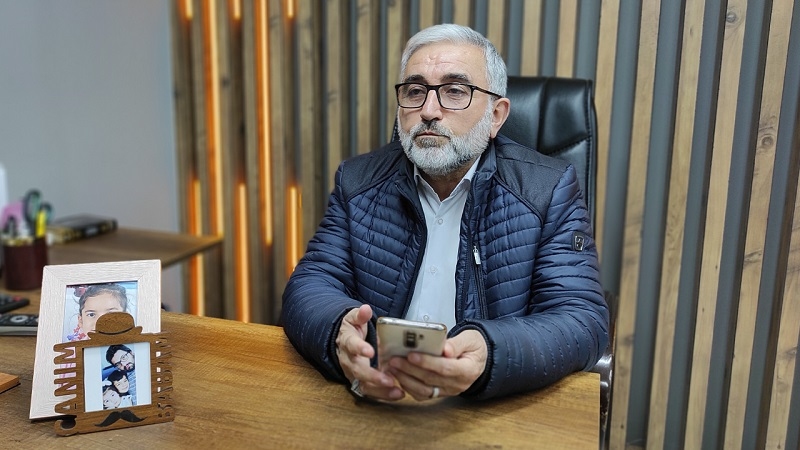 Adını tüm Türkiye'ye bir "yanlışlıkla" duyurdu... Adını tüm Türkiye'ye bir "yanlışlıkla" duyurdu...